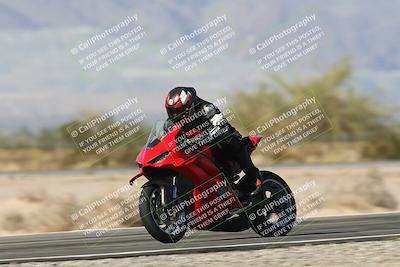 media/Dec-01-2025-Moto Forza (Mon) [[2daa91e15f]]/1-Advanced Group/Session 3 Turn 3 Exit Bump Pans/